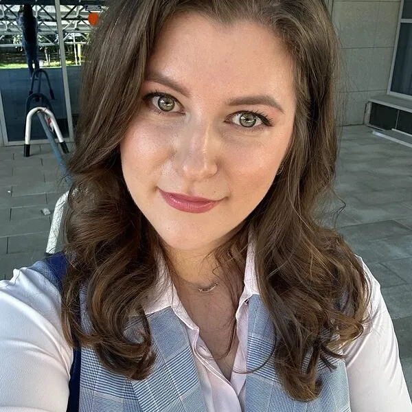 Алина